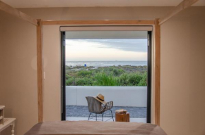 Bella La Vita Beachfront Villa